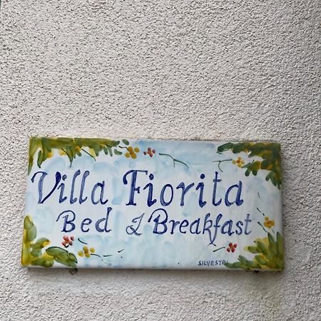 B&B Villa Fiorita Pontecagnano Kültér fotó